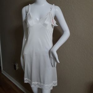 UnderMoments full slip